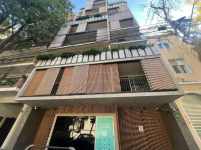 Sanchez de Bustamante 2400, Piso 2