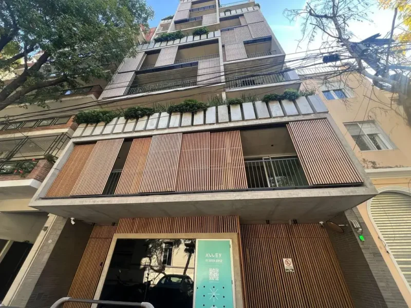 Sanchez de Bustamante 2400, Piso 2